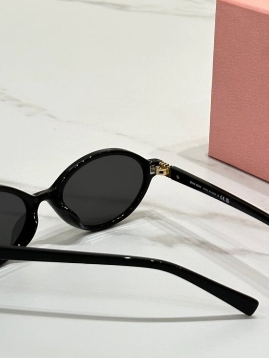 Miu Miu  Sunglasses main image 5